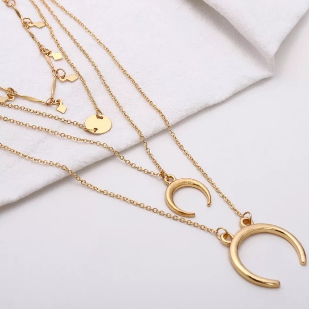 Crescent pendant multi layer necklace - Picture 2 of 4